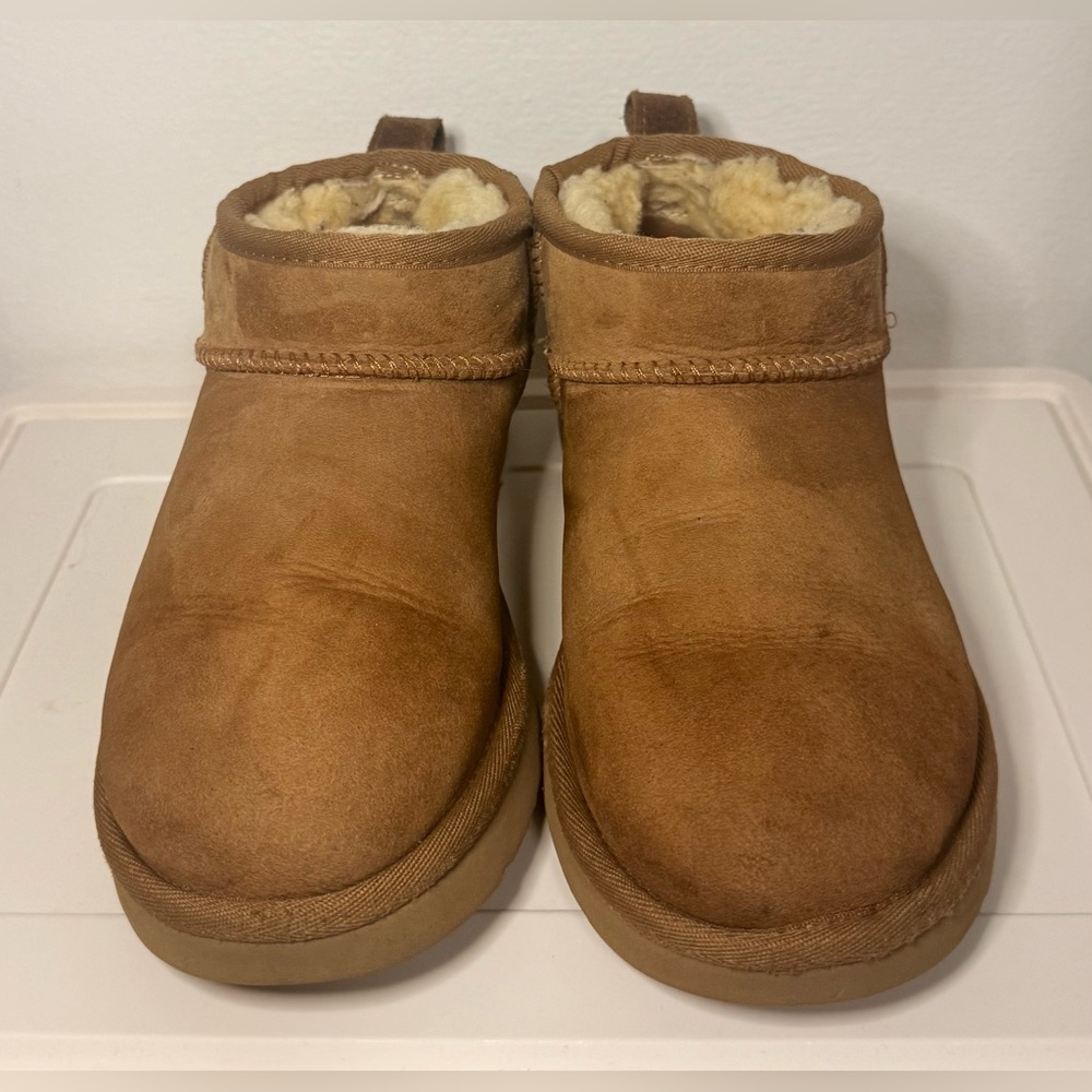Authentic UGG Classic Ultra Mini Fashion Boots Chestnut Size 5